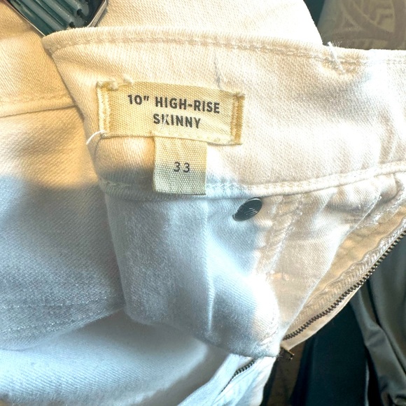 Mint condition Madewell high rise skinny jeans. Size 33 - Picture 9 of 9